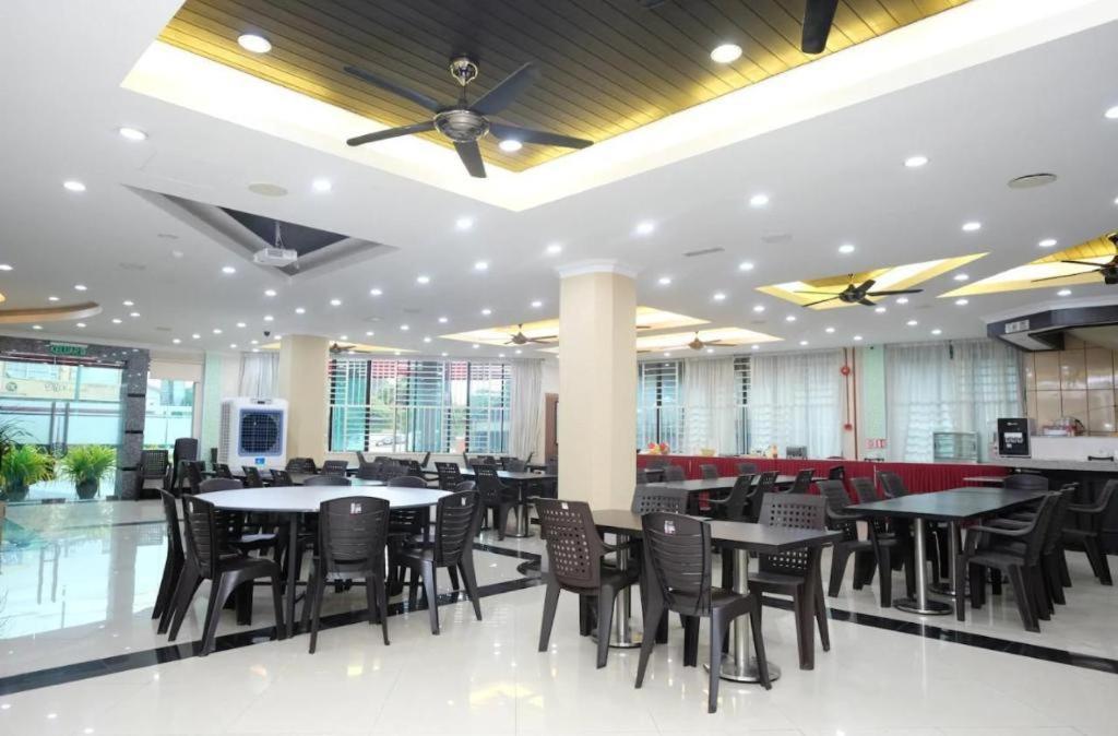 Rayyan Soffea Hotel Kota Bharu Ngoại thất bức ảnh